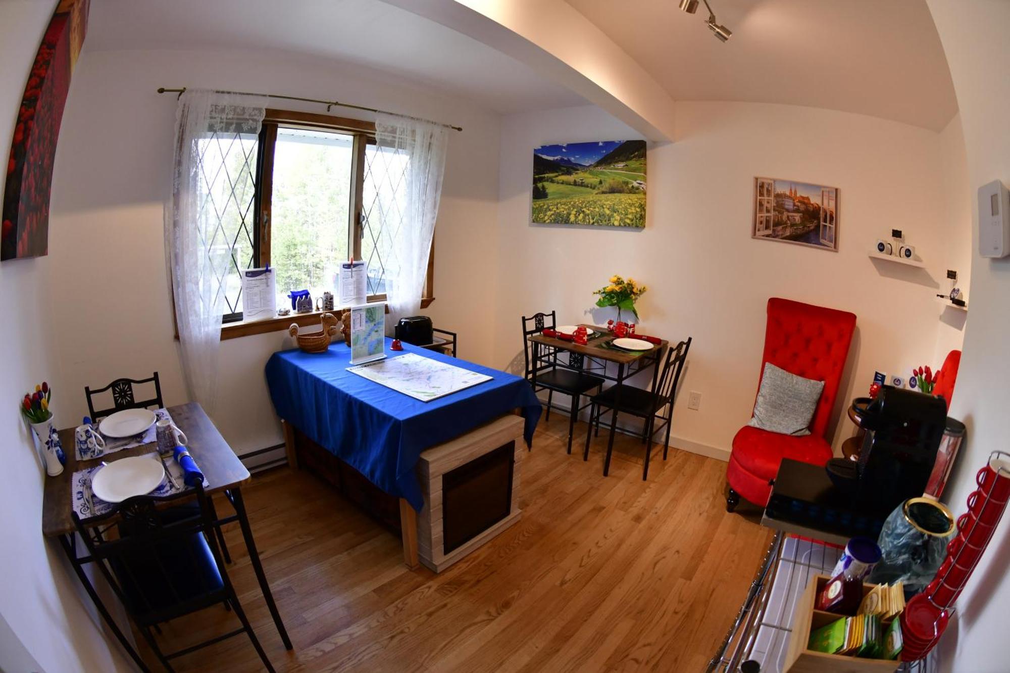 The Blue Cottage B&B Seventy Mile House Luaran gambar